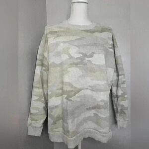 American Eagle Camo Sweatshirt